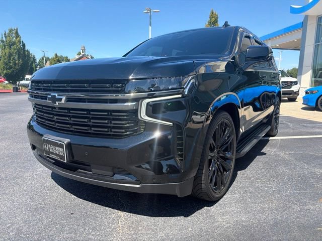 Used 2021 Chevrolet Tahoe RST w/ Luxury Package AWD/4WD image 2