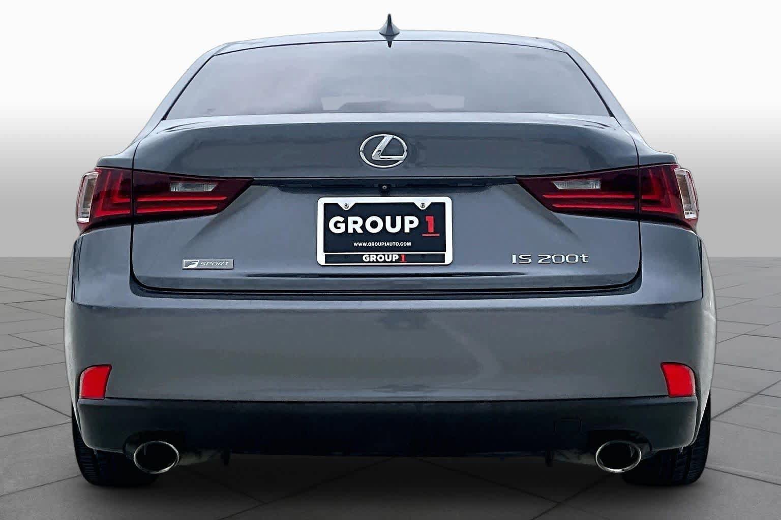 Used 2016 Lexus IS 200t w/ F Sport Package RWD image 5