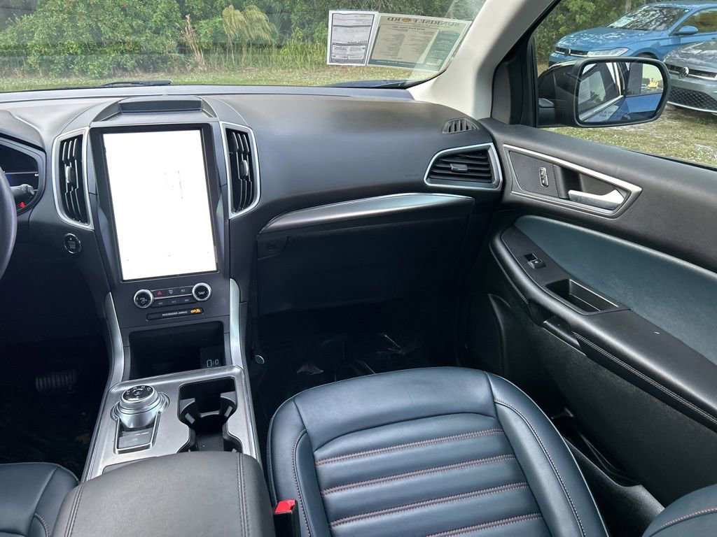 Used 2023 Ford Edge SEL w/ Sport Appearance Package image 11
