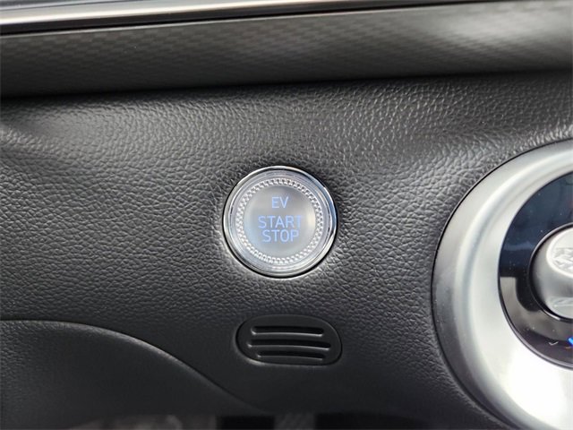 Used 2025 Genesis GV60 Advanced image 10