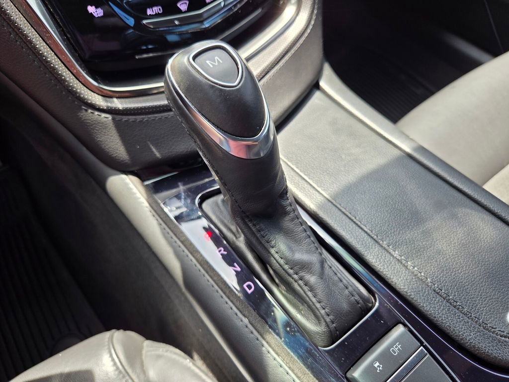 Used 2016 Cadillac CTS V w/ Carbon Fiber Package RWD image 29