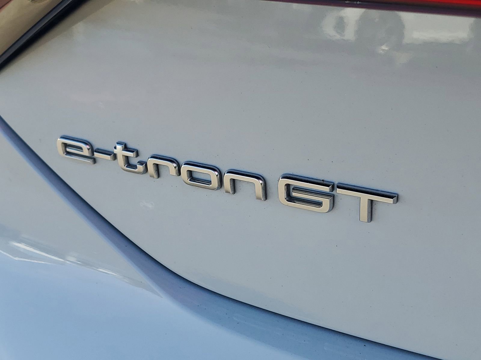 Used 2022 Audi e-tron GT Premium Plus w/ Performance Package image 7