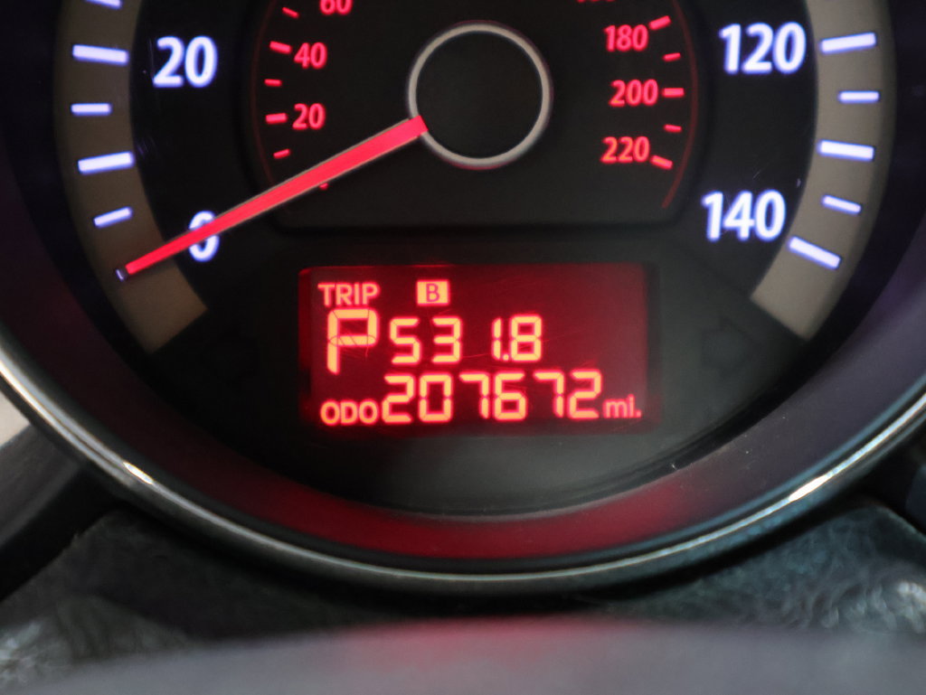 Used 2013 Kia Forte EX w/ Premium Pkg FWD image 4