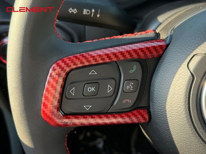 Used 2024 Jeep Gladiator Rubicon w/ Convenience Group image 15