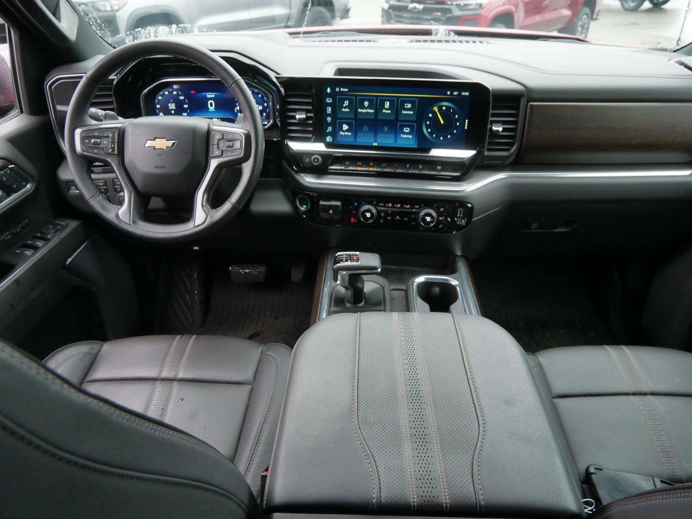 Certified 2025 Chevrolet Silverado 1500 High Country w/ Technology Package image 10