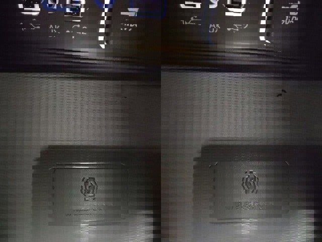 New 2025 Jeep Grand Cherokee Altitude image 16