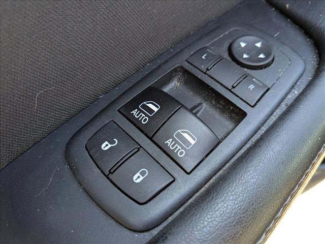 Used 2017 Dodge Challenger SXT w/ Blacktop Package image 10