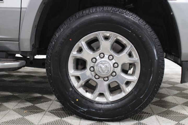 Used 2022 RAM 3500 Laramie image 32