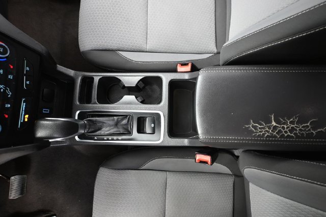 Used 2019 Ford Escape SE FWD image 25