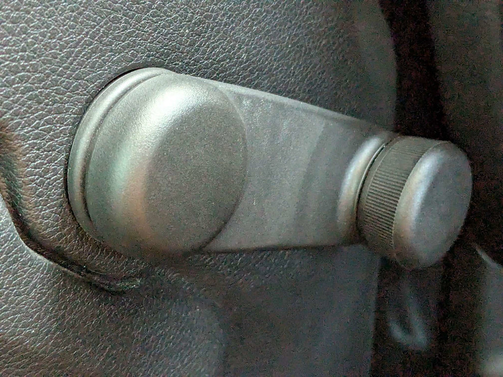 Certified 2020 Jeep Wrangler Sport AWD/4WD image 20