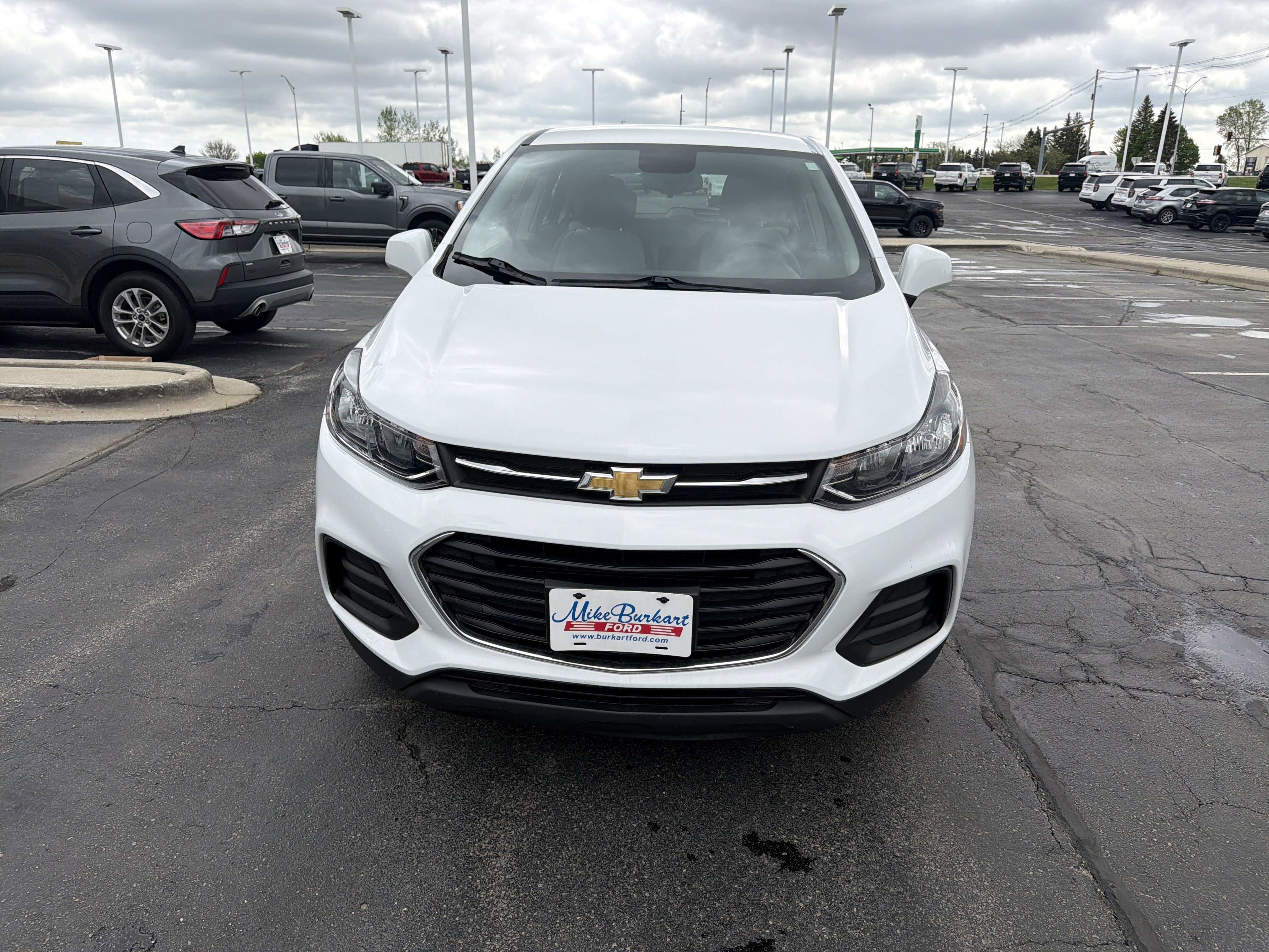 Used 2017 Chevrolet Trax LS AWD/4WD image 3