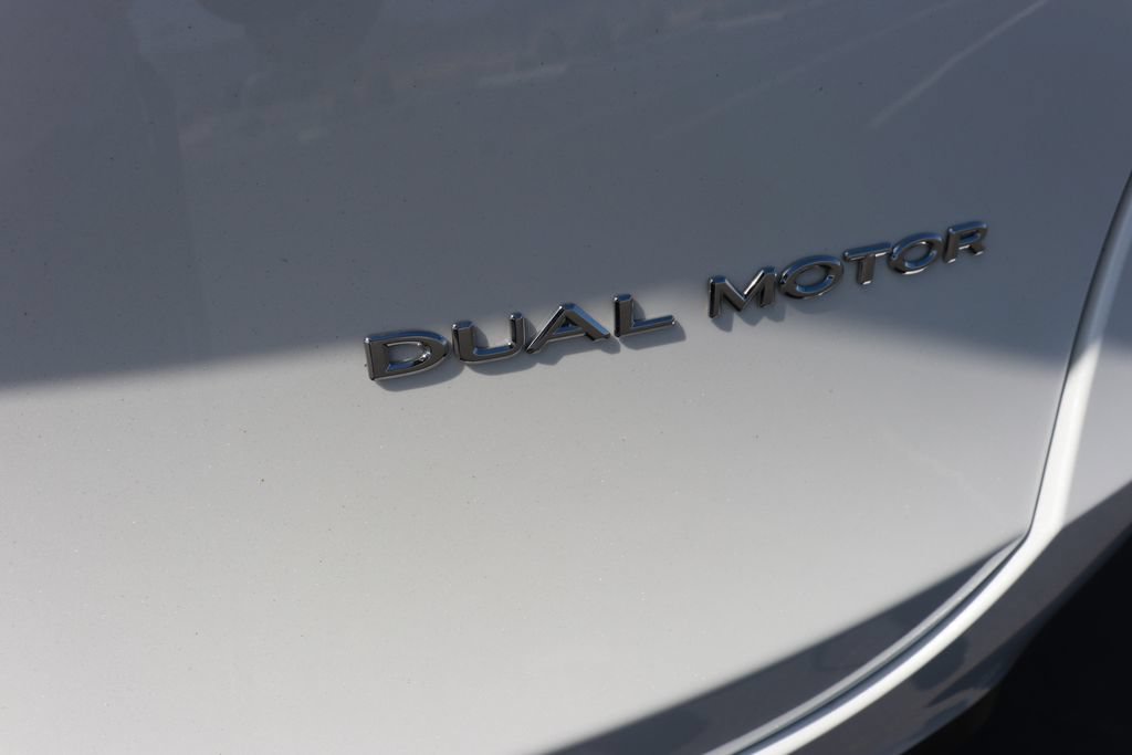 Used 2021 Tesla Model Y Long Range AWD/4WD image 6