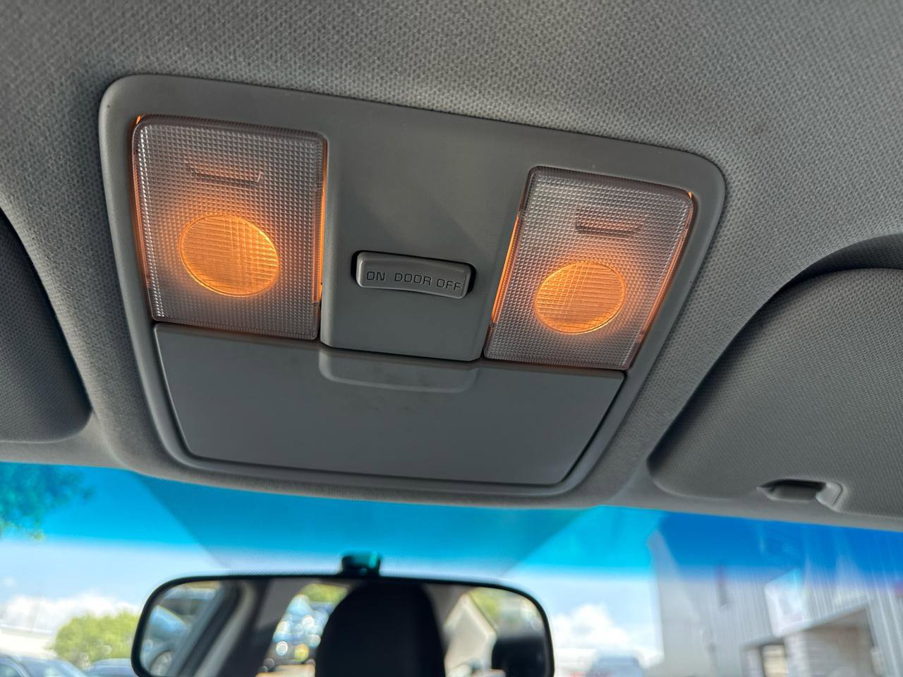 Used 2015 Kia Forte EX image 36