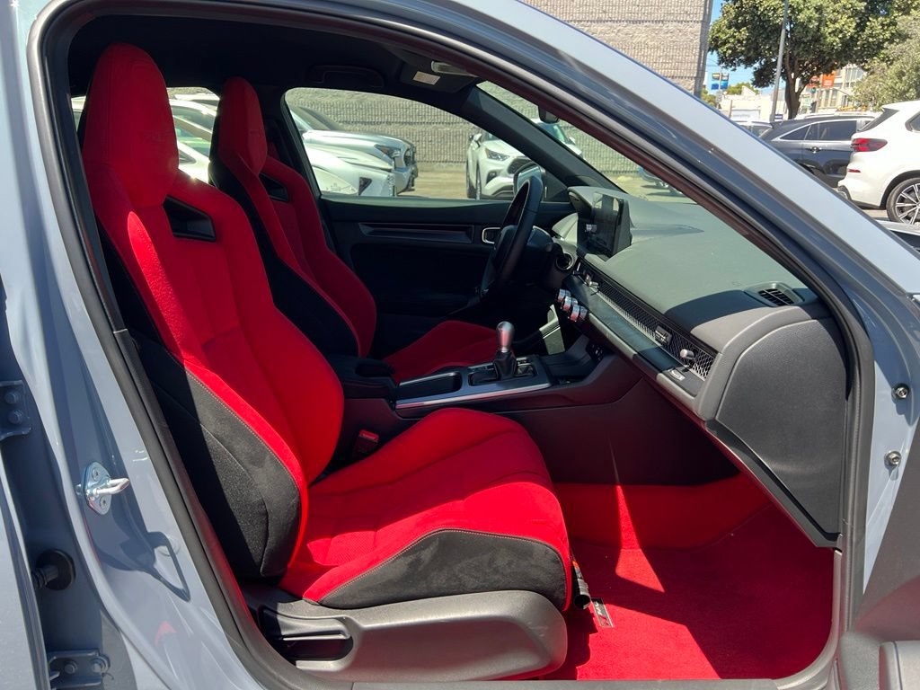 Used 2025 Honda Civic Type R image 24
