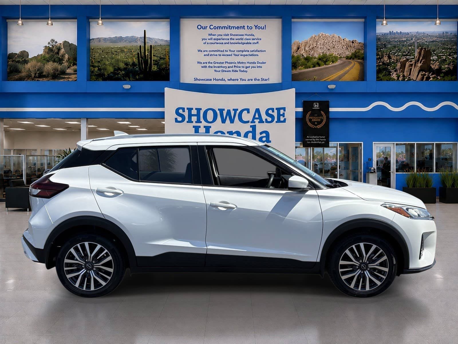 Used 2022 Nissan Kicks SV FWD image 8