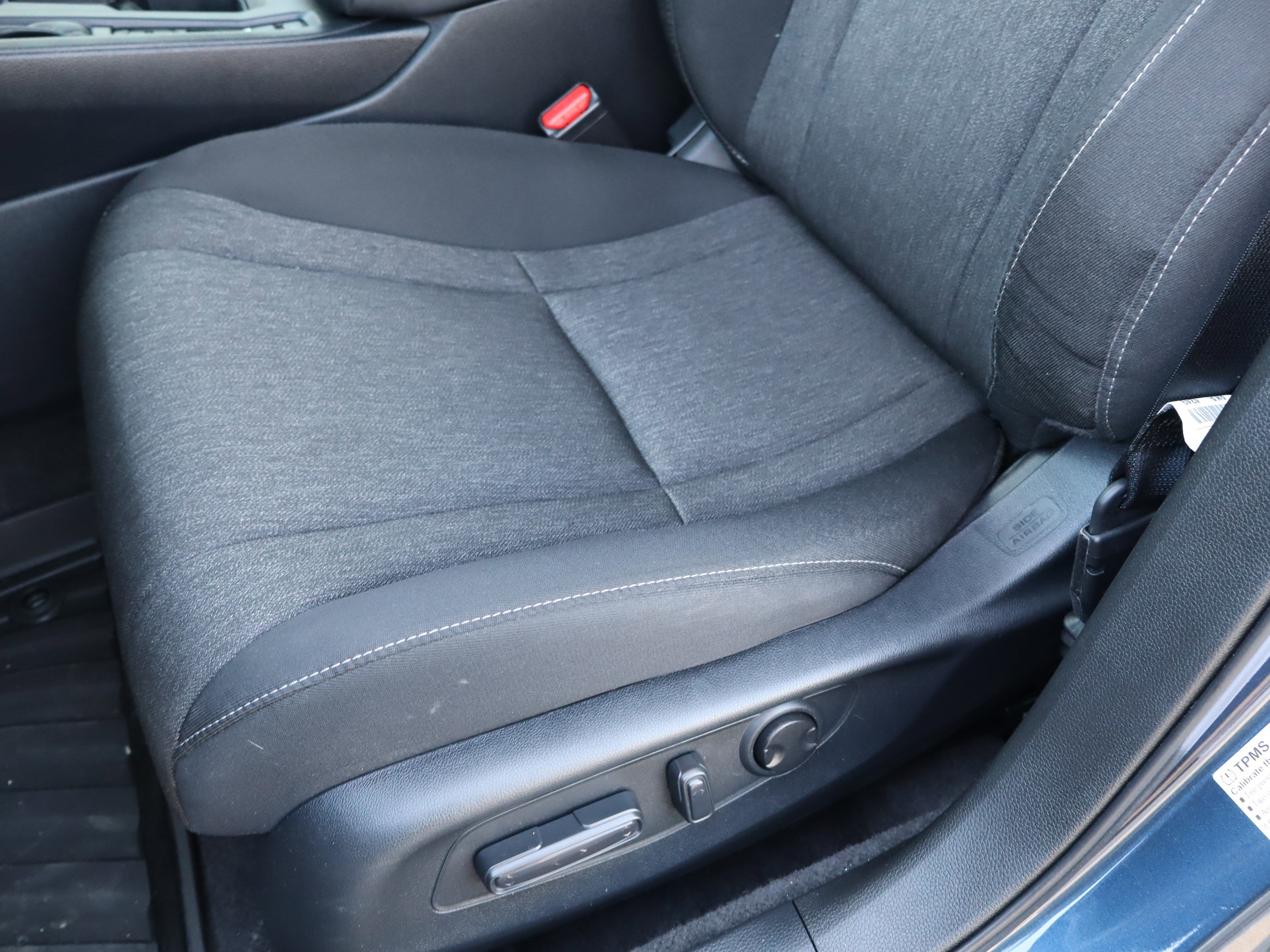 Used 2025 Honda Accord SE image 17