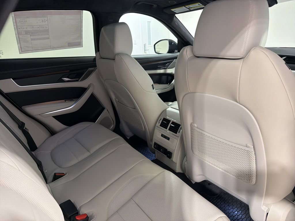 New 2026 Jaguar F-PACE R-Dynamic S image 27