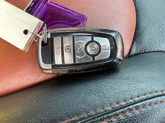 Used 2019 Ford Explorer XLT w/ Equipment Group 202A FWD image 39