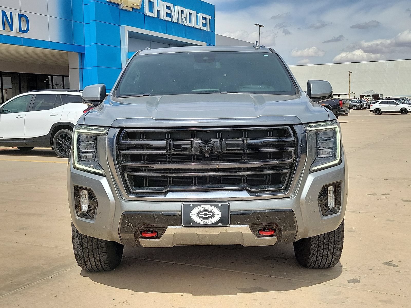 Used 2024 GMC Yukon AT4 w/ Technology Package AWD/4WD image 10