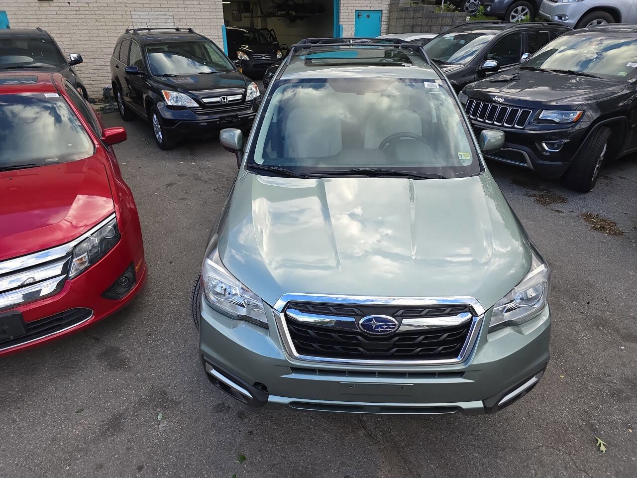 Used 2017 Subaru Forester 2.5i Premium image 5