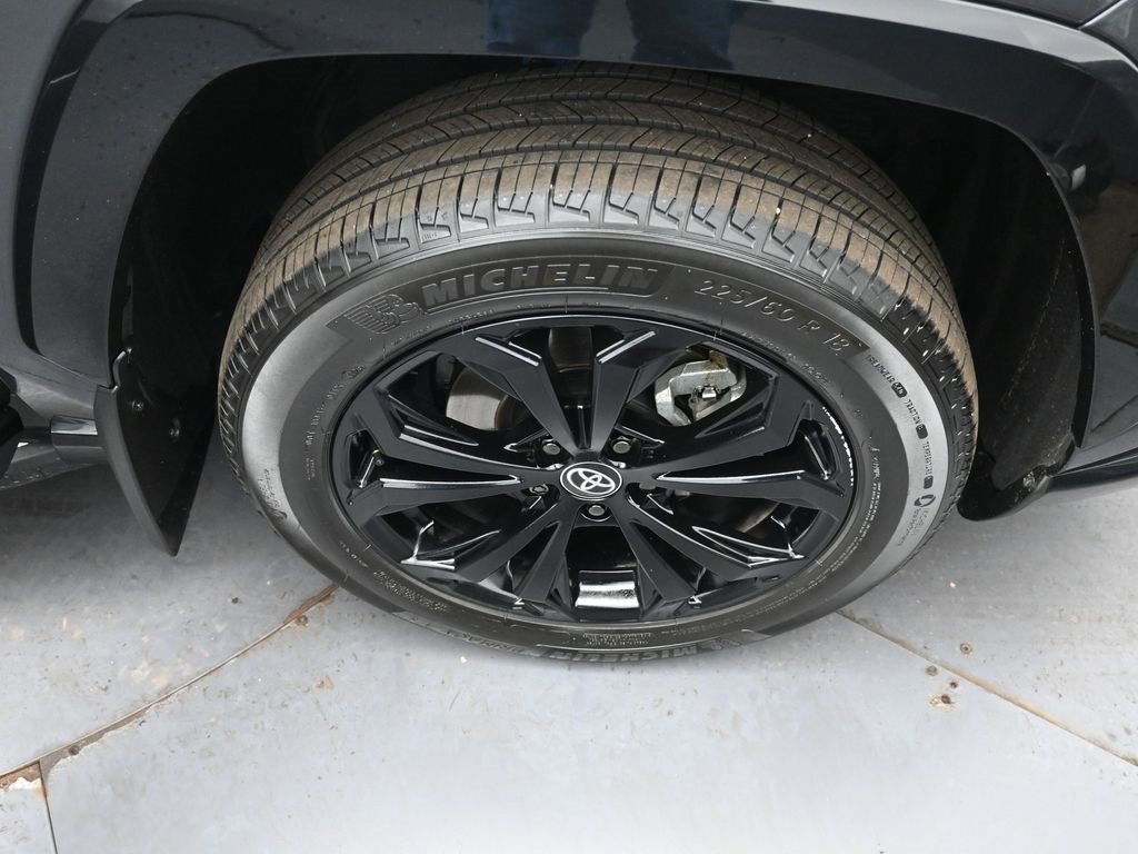 Used 2025 Toyota RAV4 XSE w/ Weather Package image 37