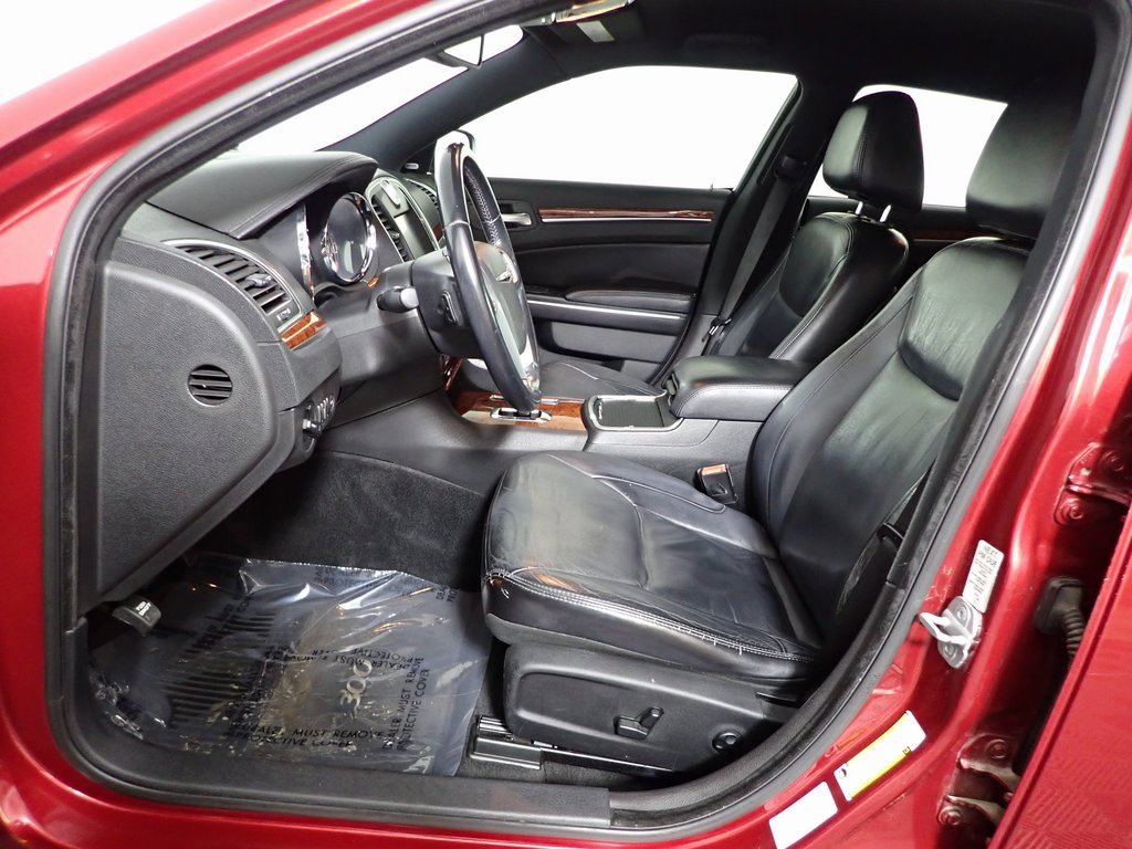 Used 2012 Chrysler 300 Limited image 13