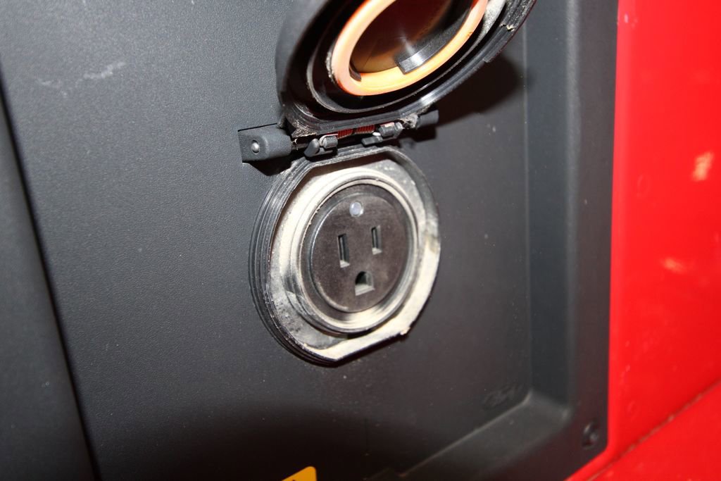 Used 2022 Ford F150 XLT w/ Equipment Group 302A High image 43