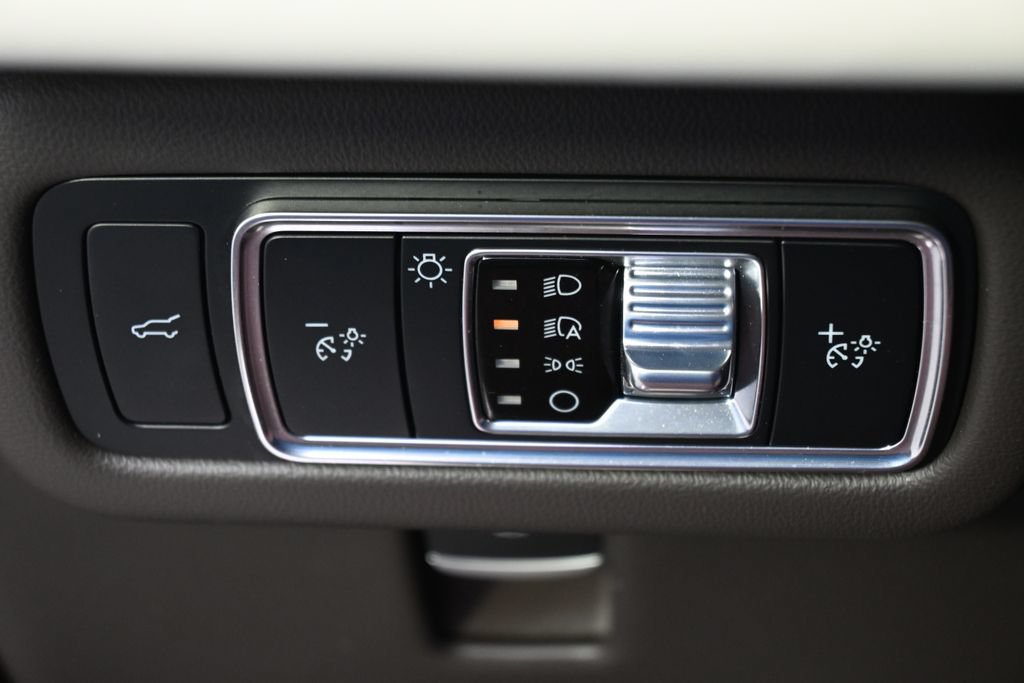 Certified 2024 Lincoln Nautilus Black Label AWD/4WD image 22