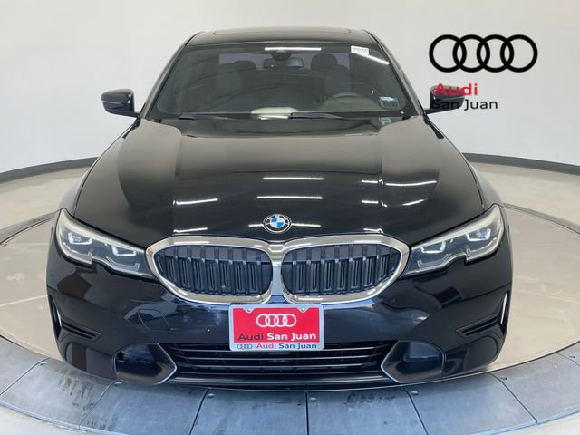Used 2021 BMW 330i Sedan w/ Driving Assistance Package image 11