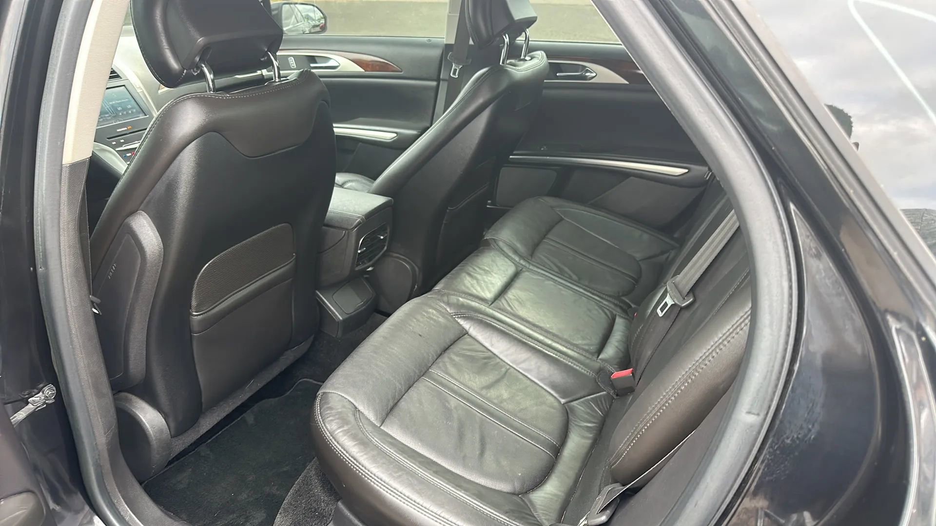 Used 2014 Lincoln MKZ AWD w/ Equipment Group 102A Reserve image 9