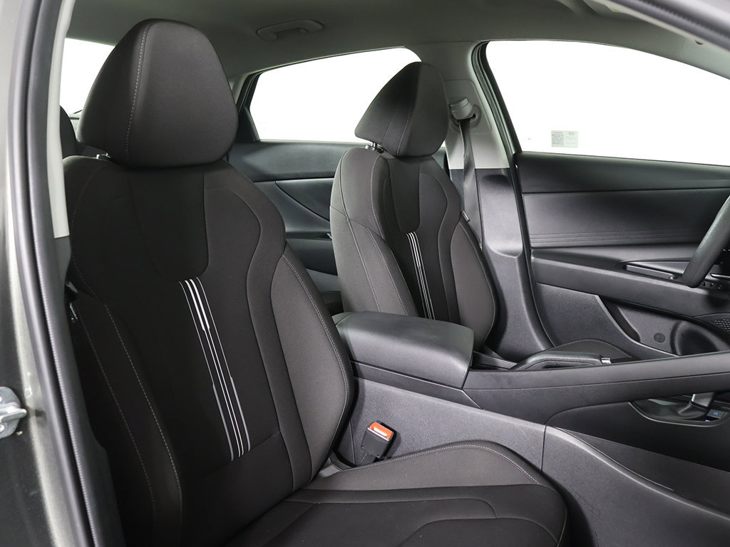 Certified 2024 Hyundai Elantra SEL FWD image 26