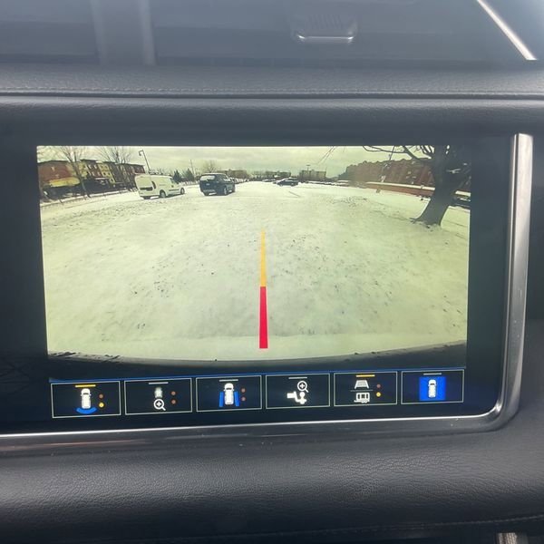 Used 2022 GMC Yukon Denali image 18