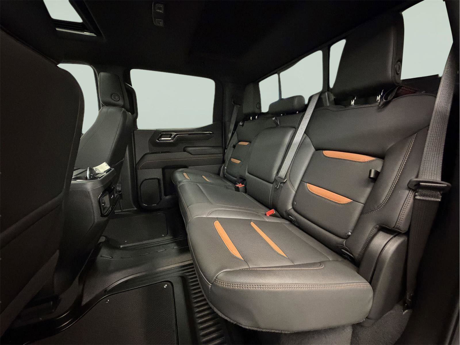 Certified 2024 GMC Sierra 1500 AT4 w/ AT4 Premium Package AWD/4WD image 29