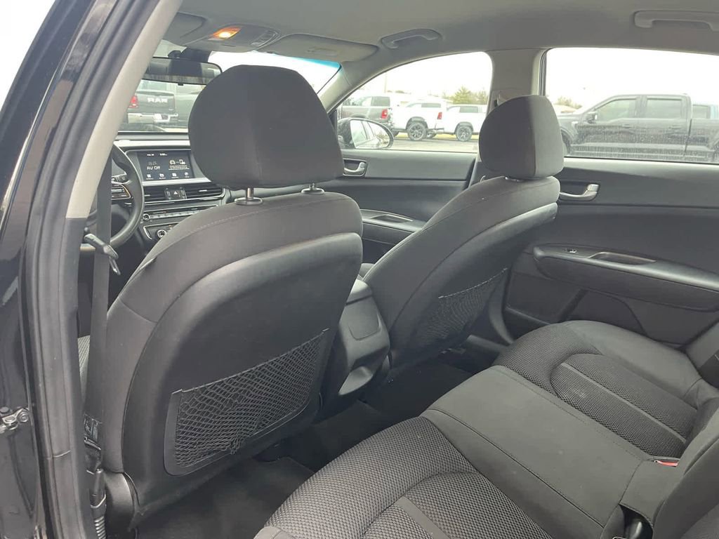 Used 2020 Kia Optima LX image 16