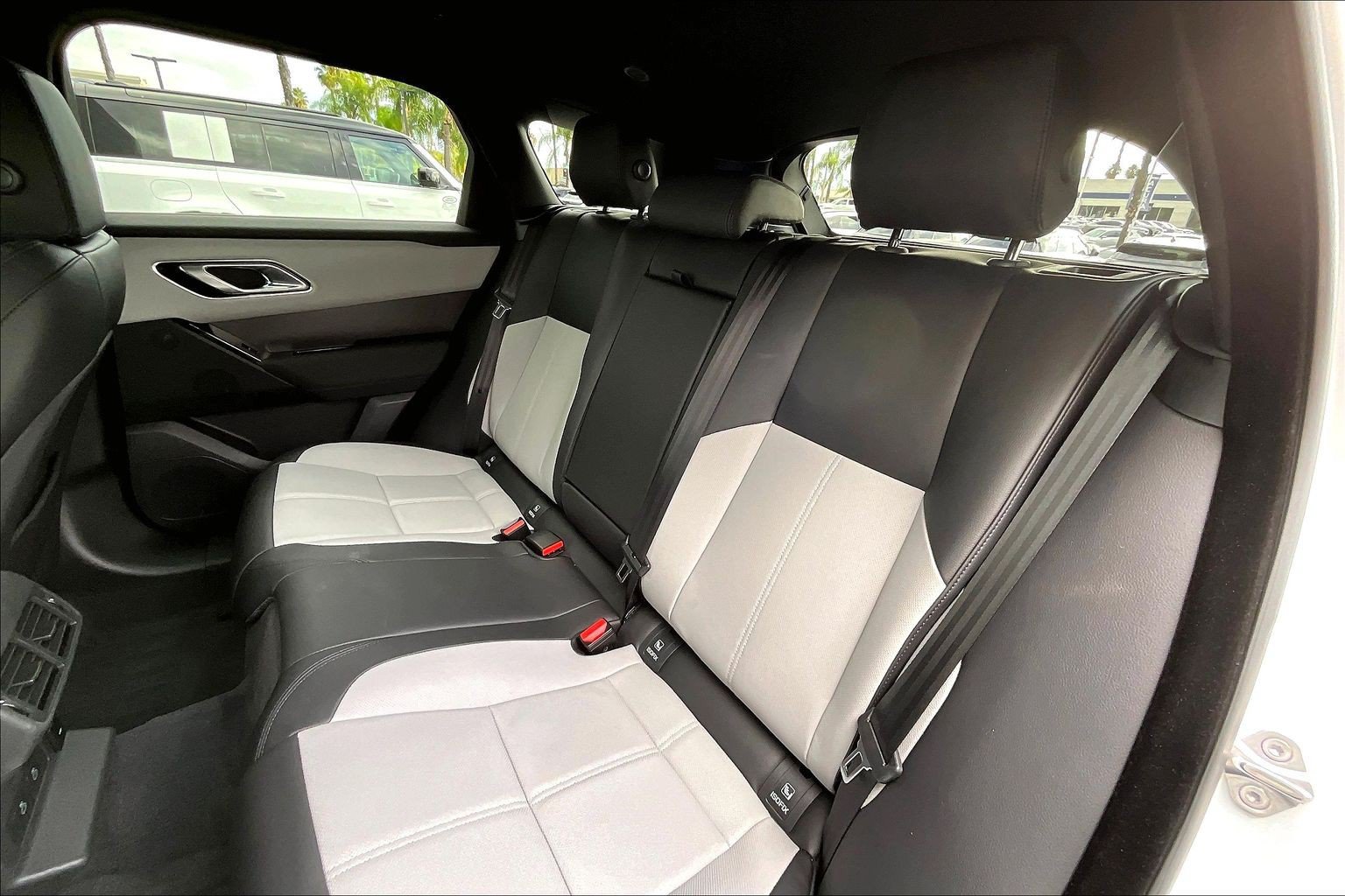 Used 2026 Land Rover Range Rover Velar S AWD/4WD image 25
