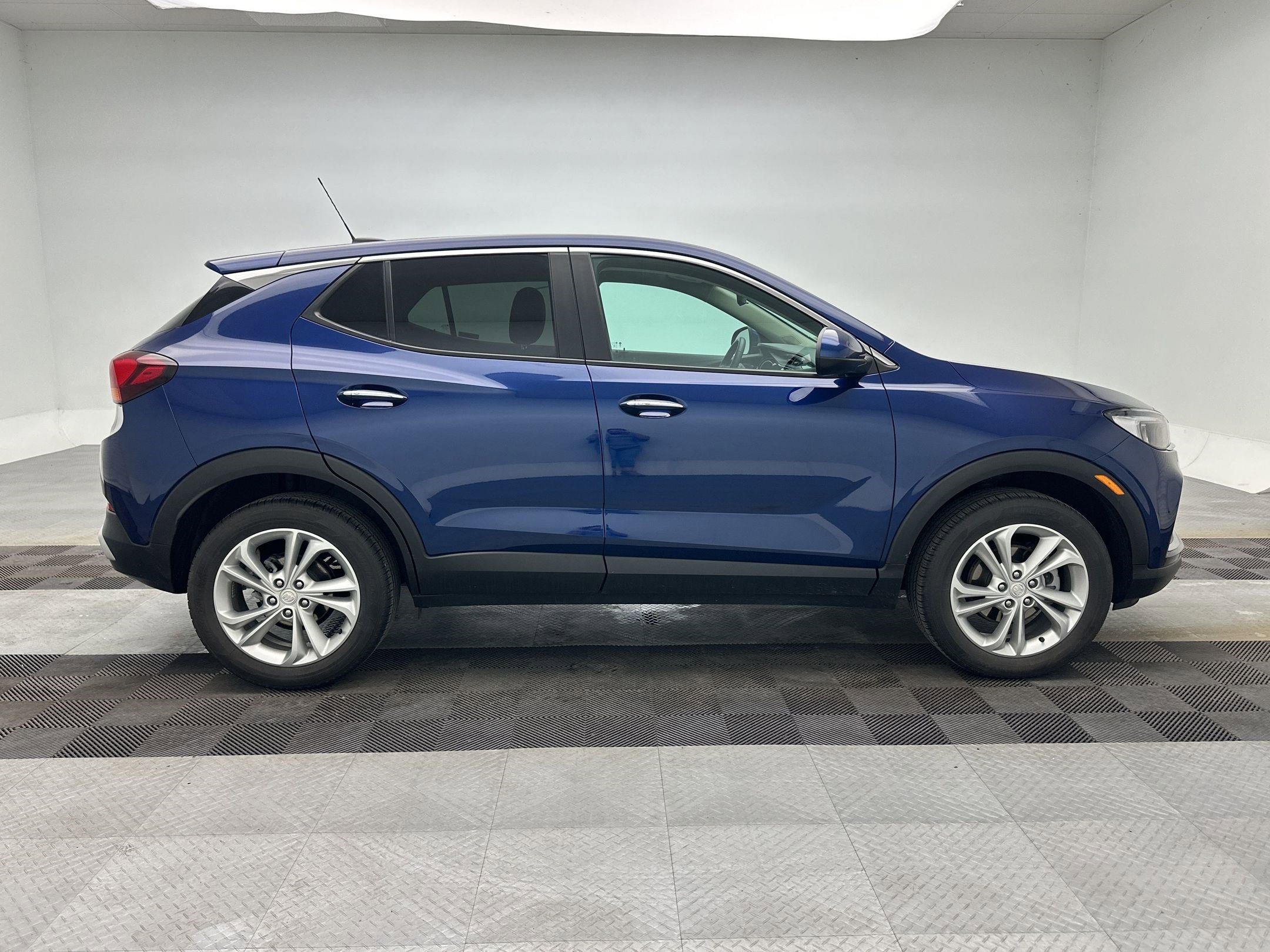 Certified 2023 Buick Encore GX Preferred w/ Cold Weather Comfort Package image 8