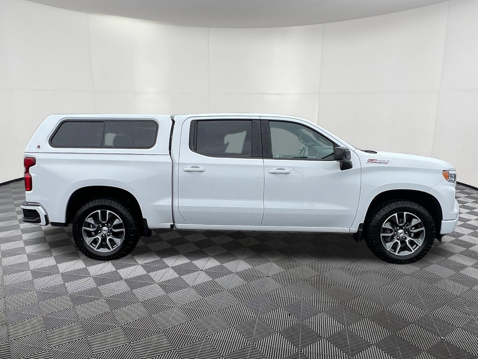 Used 2022 Chevrolet Silverado 1500 RST AWD/4WD image 7