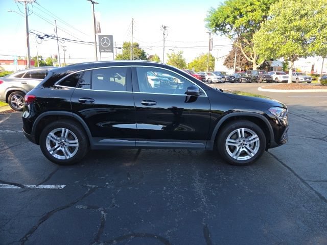 Certified 2023 Mercedes-Benz GLA 250 4MATIC image 2
