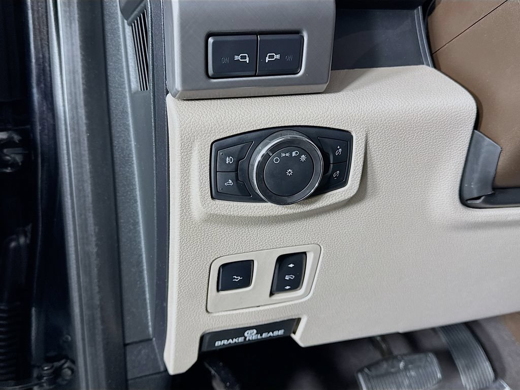 Used 2019 Ford F350 Limited AWD/4WD image 21