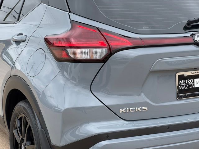 Used 2023 Nissan Kicks SR w/ SR Premium Package image 7
