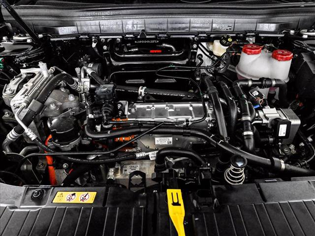 Certified 2025 Mercedes-Benz EQB 300 4MATIC image 25