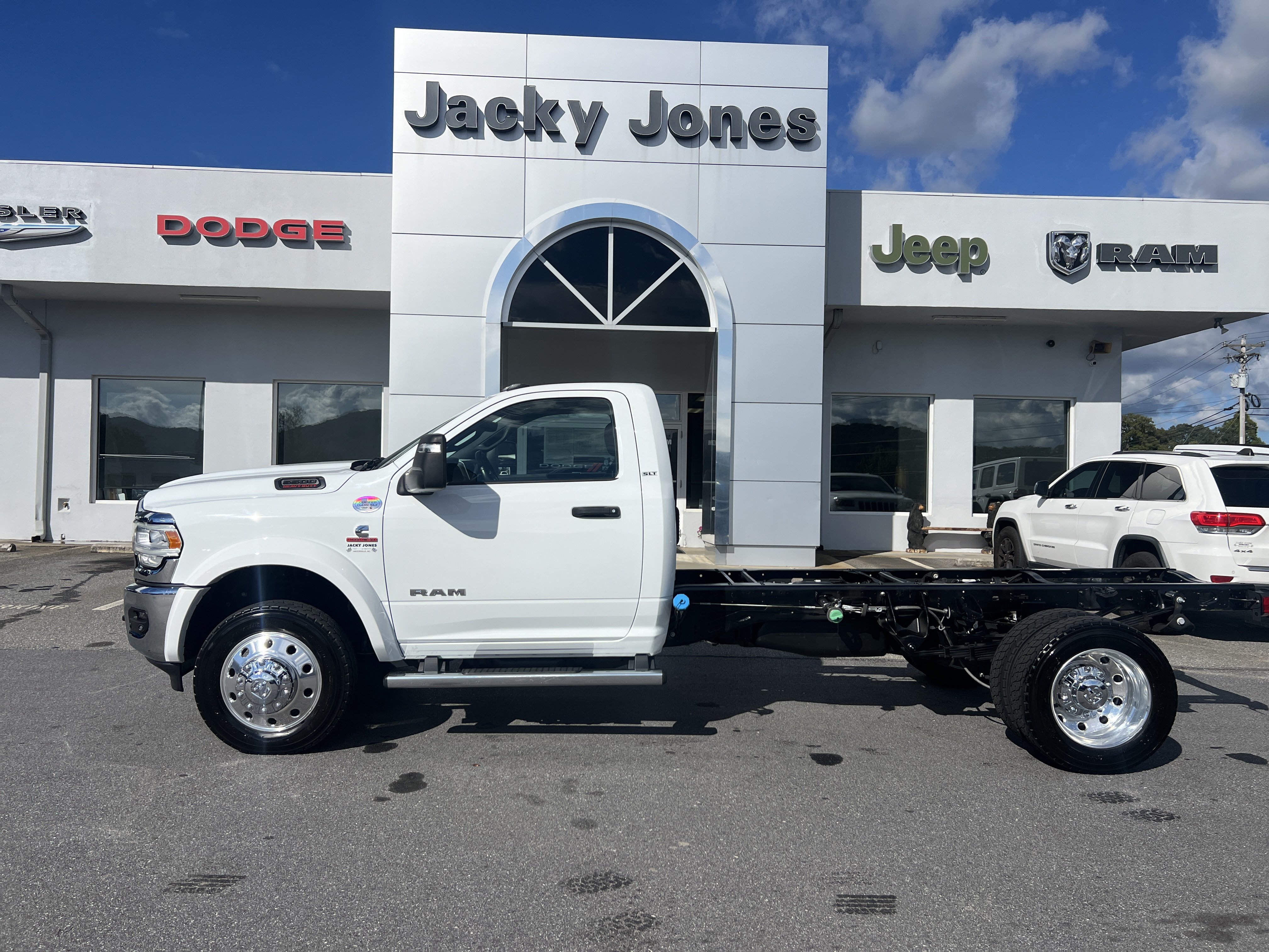 Used 2023 RAM 5500 SLT w/ Quick Order Package 2YG SLT