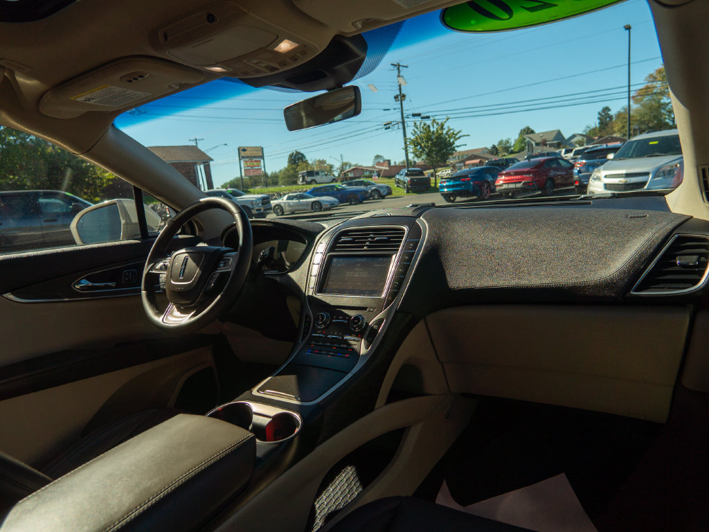 Used 2020 Lincoln Nautilus Reserve FWD image 16