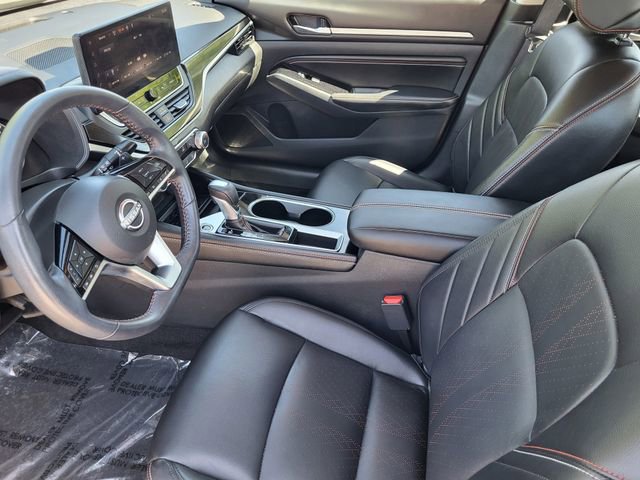 Certified 2023 Nissan Altima 2.5 SR w/ SR Premium Package FWD image 17