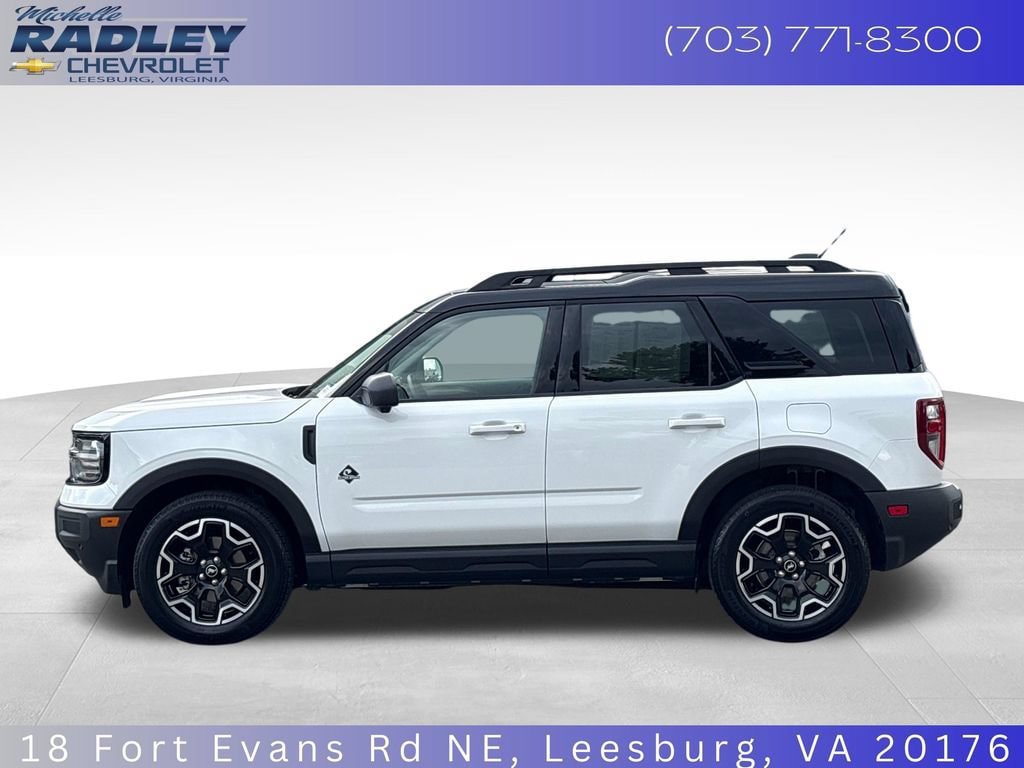 Used 2025 Ford Bronco Sport Outer Banks w/ Outer Banks Tech Package+ AWD/4WD image 2