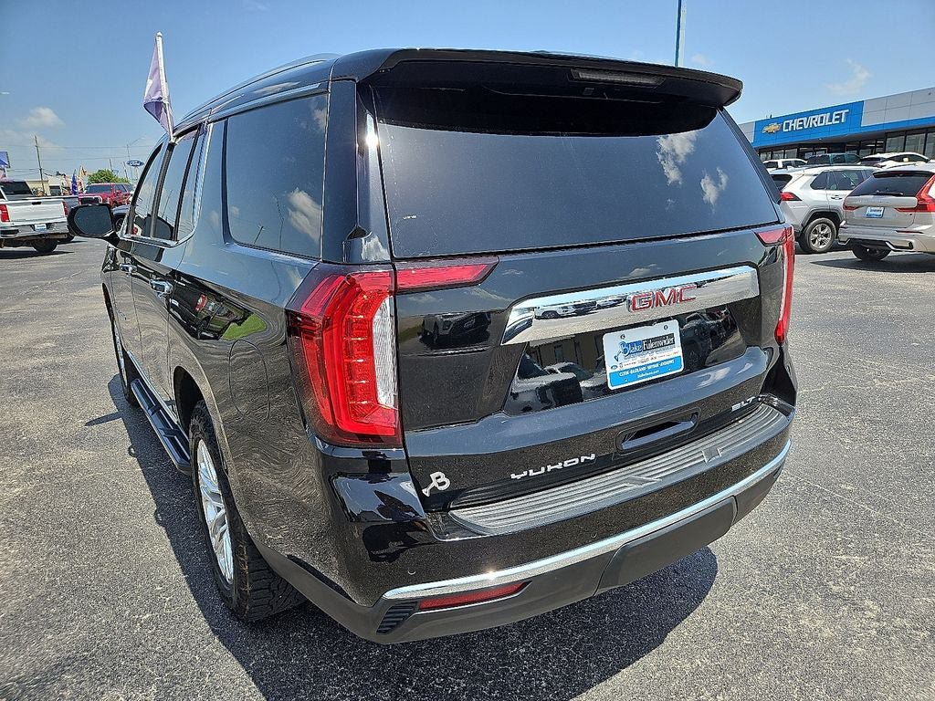 Used 2022 GMC Yukon SLT w/ SLT Luxury Package AWD/4WD image 5