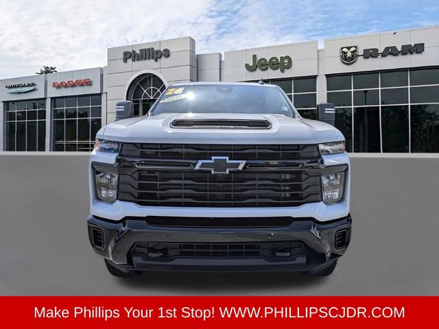 Used 2026 Chevrolet Silverado 2500 Custom w/ Custom Value Package AWD/4WD image 8