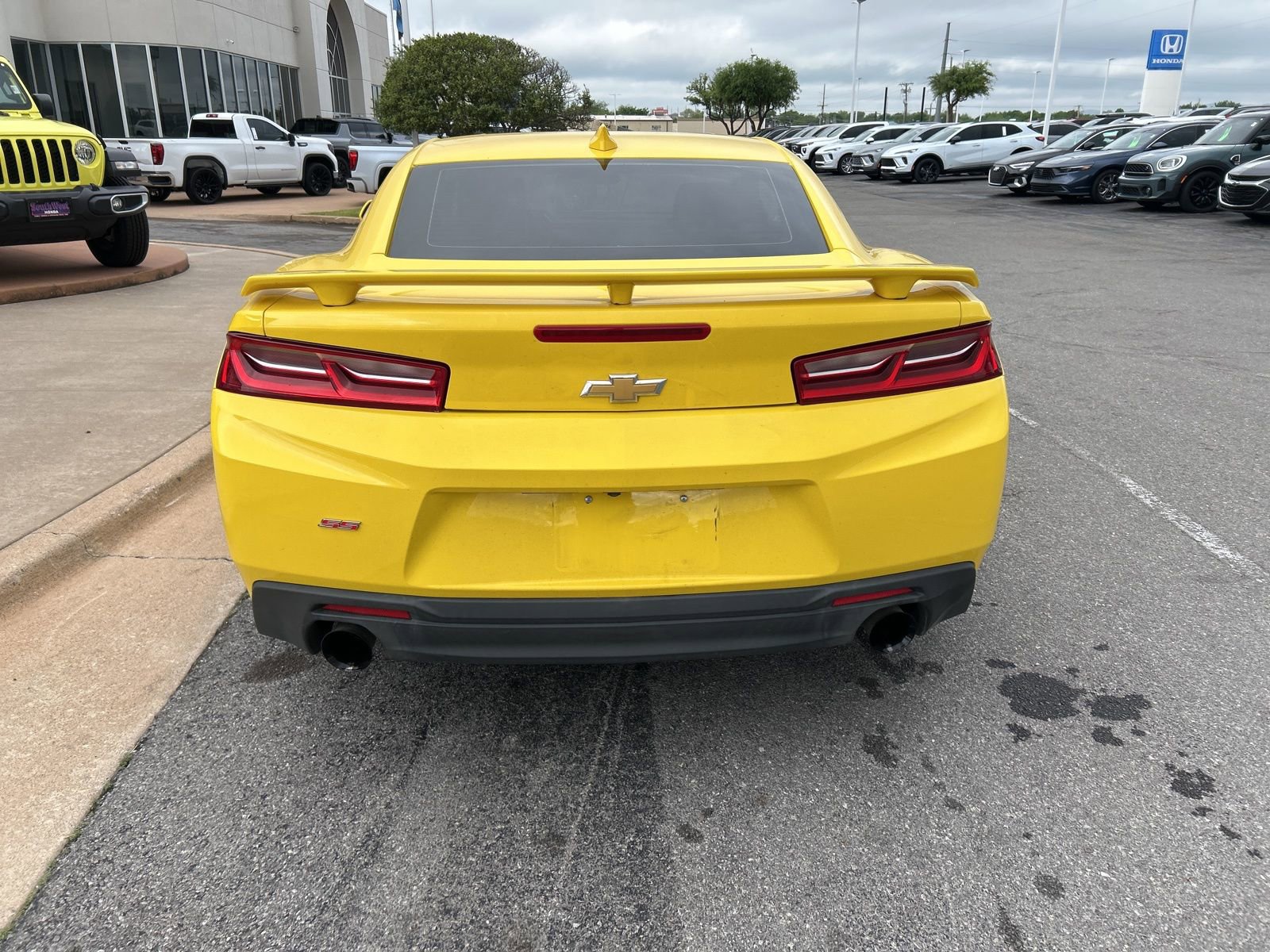 Used 2017 Chevrolet Camaro SS image 6