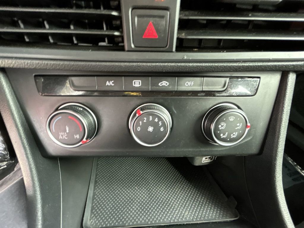 Used 2019 Volkswagen Jetta S w/ Driver Assistance Package image 19