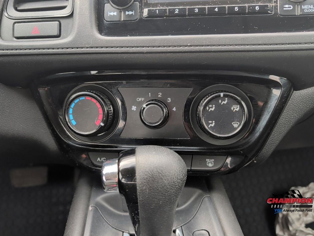 Used 2018 Honda HR-V LX image 18